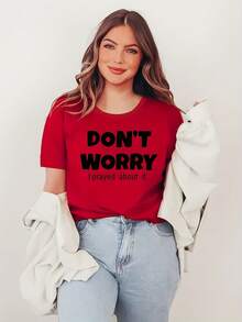 Women's Cotton Crew Neck Casual T-Shirt - A Plus-Size Casual T-Shirt For Women With The Phrase "Don't Worry" Printed On It - Polyester Knit Fabric, H-Shaped Cut, Short Sleeves, Crew Neck, Pullover Style, Suitable For All Seasons. Simple T-Shirt For Everyday Wear. - 紅色 - 查看 1