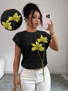 Camiseta de mujer con flores tridimensionales lindas y contrastantes para verano y otoño - Negro 2 - Ver 1