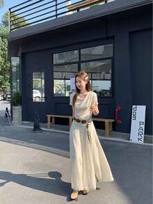 女款針織短袖純色上衣，不對稱抓皺胸前設計，標準版型，光滑透氣，秋季時尚單品，夏季適用 - 淺杏色 - 查看 6