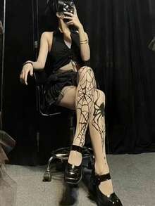 1 đôi tất nữ in họa tiết mạng nhện bất đối xứng, phong cách Gothic, màu đen, phù hợp để mặc hàng ngày. - Màu be - Xem 1