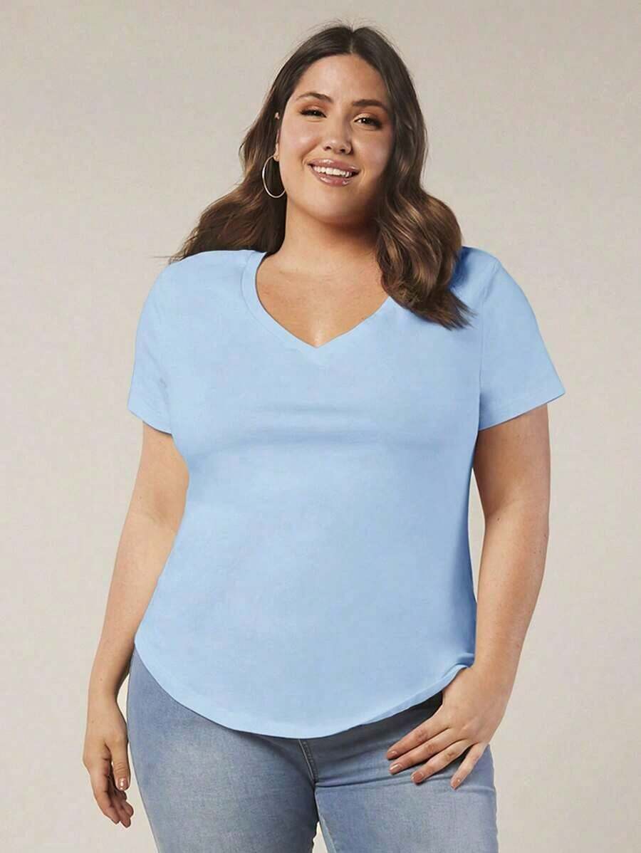 BASICS Camiseta casual versátil de manga corta y cuello en V de talla grande para mujer - Celeste - Ver 1