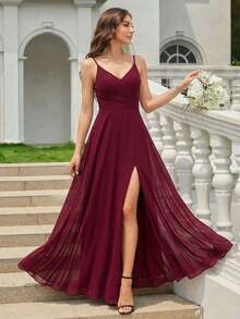 Elegante vestido de noche de unicolor y sexy, vestido de dama de honor con abertura alta y tirantes finos en azul marino, vestido formal para invitados de boda en primavera - Burdeos - Ver 7