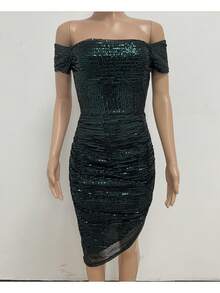 Women's Champagne-Colored Sequined Dress, Off-Shoulder Draped Design, Asymmetrical Side Slit, Stretchy Shiny Fabric Ideal For Summer Parties, Weddings As A Guest And Elegant Outdoor Dinners, Sexy Glamorous Style Perfect For Celebrations And Formal Events - 墨綠色 - 查看 2