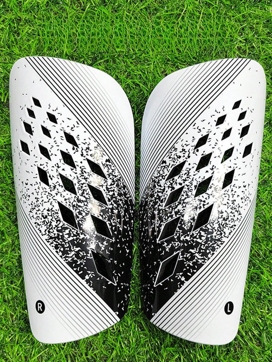 Rigid Soccer Shin Guards Special For Competition And Training - Black and White - View 1