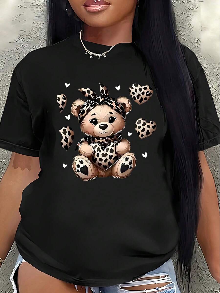 This Lightweight And Durable Short-Sleeved T-Shirt Features A Cute Leopard-Print Bear Design, Making It Perfect For Casual Outings At Home Or A Coffee Shop. It's An Ideal Choice For Everyday Comfort And Style. - 黑色 - 查看 1