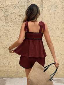 Frenchy Set informal de 2 piezas de top sin tirantes con recorte en contraste y shorts con lazo - Burdeos - Ver 2