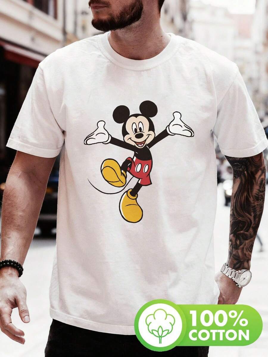 Featuring The Classic Disney Mickey Mouse Character In A Lively And Cheerful Pose, This Outfit Includes Red Shorts, A Yellow Shoe Print T-Shirt, And A Short-Sleeved Crew Neck Casual Top, Suitable For Summer And Spring. (Men's Clothing) - 白色 - 查看 1