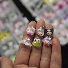 SANRIO 可爱树脂饰品制作配件套装，适用于制作饰品、发夹和手机壳装饰，包含亮面和哑光粉色吊坠 - 魅力 - 查看 2