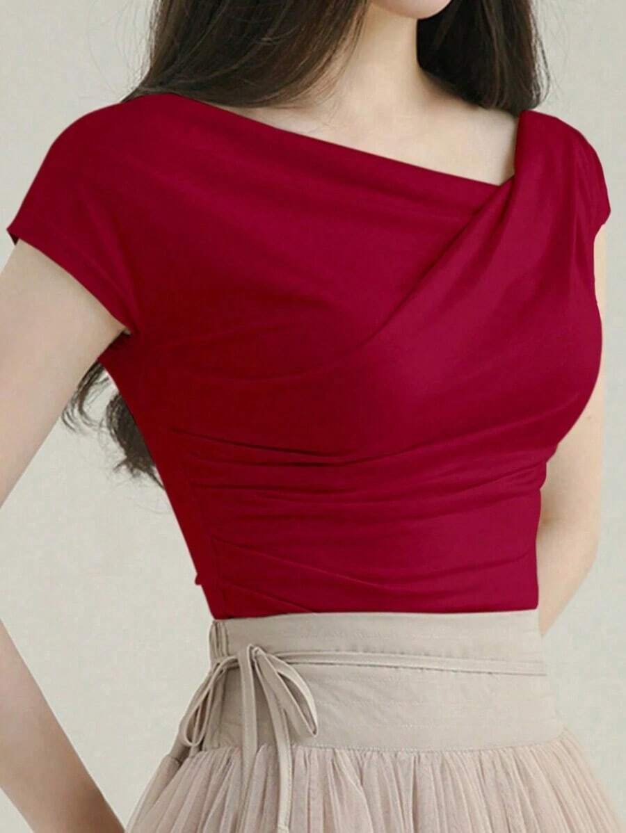 Camiseta de manga corta ajustada con cuello asimétrico y fruncido, de unicolor, para salir, para mujer de verano - Rojo - Ver 1