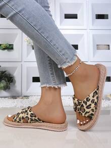 Leopard Print Sexy Polyester Fiber (Polyester) Animal Pattern Slippers, Lightweight And Convenient For Summer Vacation - Beige - View 3