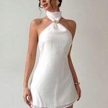 Elegante y delicado vestido camisero con decoración metálica y espalda descubierta, ropa de verano, ropa de playa, ropa de resort, ropa de resort bohemia y tropical, atuendo para conciertos, fiestas rave, festivales de música country, elegante atuendo para citas nocturnas, vestido de verano para mujer, vestido para té de la tarde, vestido blanco de graduación, atuendo de celebración para festivales de música, vestido con espalda descubierta - Blanco - Ver 7