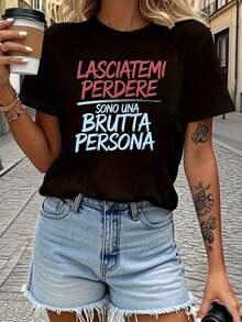 Suave, transpirable y ligera para comodidad durante todo el día, - Camiseta con estampado de la frase autocrítica italiana "Lasciatemiperdere", camiseta negra de manga corta y cuello redondo - Lavable a máquina, adecuada para primavera, verano y otoño, estilo casual, ajuste cómodo. Cuello redondo clásico con un corte relajado que favorece todas las formas del cuerpo y es fácil de combinar con jeans, shorts y leggings. - Negro - Ver 3