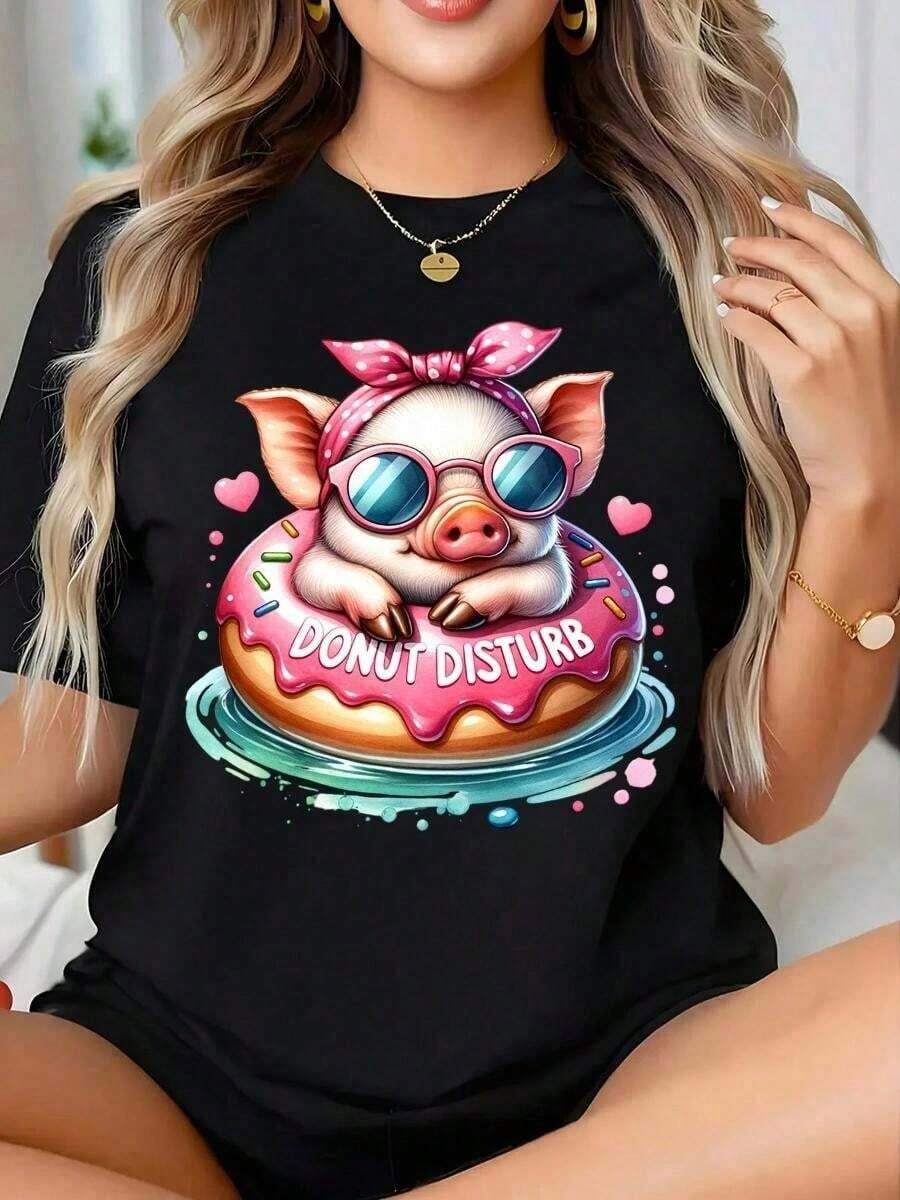 Cute Women's Valentine's Day T-Shirt With Teddy Bear And Heart Print - Soft Casual Crew Neck T-Shirt, Decorated With Cute Bear And Heart Patterns, Machine Washable, Suitable For Spring, Summer, Vintage Urban Style, Unisex, Cotton, Short Sleeve, Crew Neck, Blouses For Women. Blouses. Casual Blouses For Ladies. Care Bear Print. Printed T-Shirt. Care Bear Print. - 黑色 - 查看 1