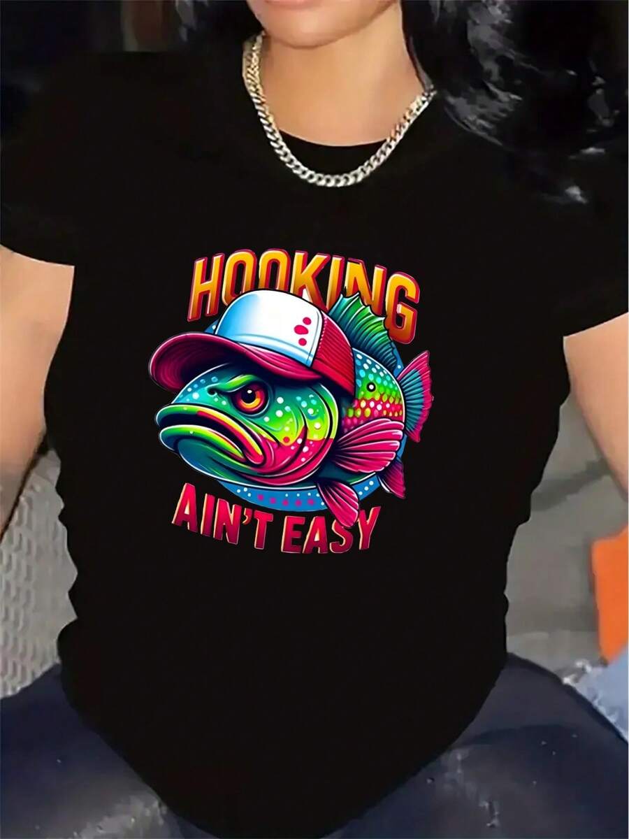 Camiseta de manga corta para mujer, ideal para amantes de la pesca, con un colorido estampado de peces. El diseño no es fácil de reproducir y está confeccionada con tela resistente, lo que la hace perfecta para actividades al aire libre, descanso en casa o uso en restaurantes. - Negro - Ver 1
