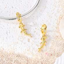 Mặt dây chuyền mạ vàng 18k thuộc bộ sưu tập mùa hè, phù hợp với vòng tay, đính đá CZ, hình dấu chân thú cưng đại dương, máy ảnh, cá mập, cá heo, sao biển, vỏ sò, ba mặt dây chuyền hình sinh vật biển. Món quà hoàn hảo cho phụ nữ và người yêu động vật. - Vàng - Xem 10