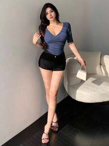 Camiseta de mujer con cuello en V ajustada y sexy, tops para salir en primavera/verano - Azul marino - Ver 2