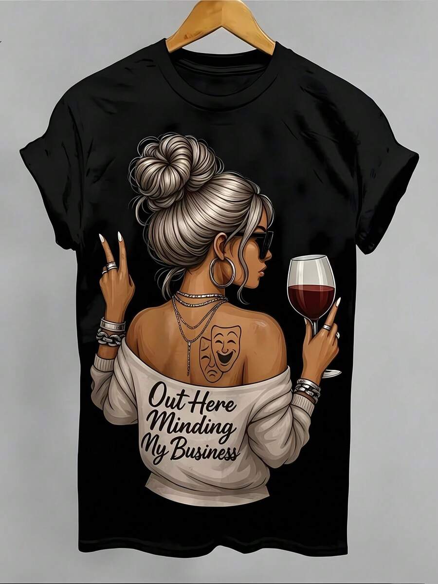Camiseta Deportiva Casual para Mujer - Camiseta Negra Elástica de Cuello Redondo con Ilustración Digital y Diseño de Texto. Lavable aáquina, Ajuste Cómodo y para Todas las Estaciones, Perfecta para un Estilo Casual y Deportivo. - Negro - Ver 1