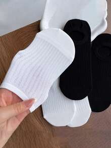 1/4 Pair Women's Black & White Solid Color Mesh Breathable Invisible Boat Socks, Ribbed Non-Slip, Basic Style Suitable For Daily Commute, All Season Wear, Gift Idea, Minimalist Style Suitable For Students And Workplace Daily, Easy To Match, Comfortable Fabric, Holiday Gift, Random Mixed Colors - Black and White - View 2