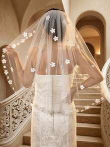 Short 3D Floral Bridal Veil - Multicolor - View 3