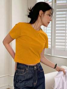 Camiseta de manga corta de unicolor para dama, ideal para verano - Amarillo - Ver 4