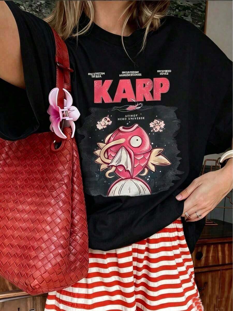 1PSC2026 Women's Vintage T-Shirt With Japanese Koi Fish Print "KARP", Comfortable Anime Style, Short Sleeve, Unique Round Neck, Casual Urban Style, Pinterest Fashion, Summer T-Shirts, Classic Cotton T-Shirt With Fashion Print, Lightweight And Breathable. - 黑色 - 查看 1