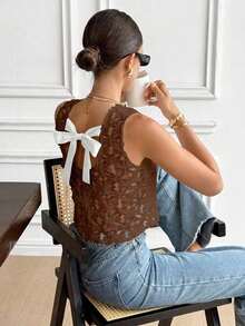 Blusa sin mangas casual y versátil con cuello redondo, decoración de moño y jacquard - Marrón - Ver 8