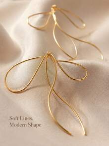 2pcs Elegant Bowknot & Line Design Earrings Valentines - Yellow Gold - View 2