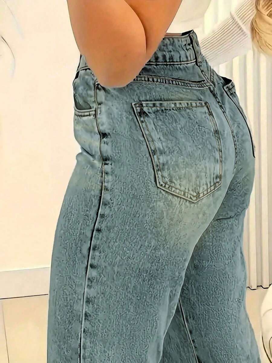 Women's Loose Casual Basic Straight Leg Jeans With Pockets - Medium Wash - View 1