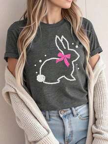 Women's Casual Summer T-Shirt With A Round Neck, Fitted Silhouette, And Short Sleeves, Featuring An Oil Painting Print With Floral, Heart, Cherry, And Lettering Designs. Simple, Casual Fabric With A Sporty Style, Perfect For Everyday Wear And A Valentine's Day Date. - YH1782-灰色 - 查看 1