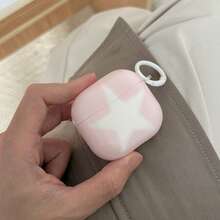 Ốp tai nghe màu hồng nhạt và xanh dương mờ tinh tế với họa tiết ngôi sao + móc treo, phù hợp với thế hệ thứ 4, vỏ tai nghe dễ thương tương thích với 2/3/Pro 2/3, ốp bảo vệ kiểu Hàn Quốc. - Nhiều màu - Xem 10