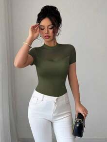Camiseta de mujer de manga corta con cuello redondo, color liso, efecto transparente y parches, versátil para el verano de 2025 - Verde militar - Ver 4