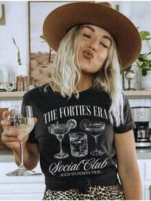 Cotton Graphic T-Shirt, Plus Sizes, Birthday Gifts For Women, 40th Anniversary T-Shirt, Birthday Gifts For Her, 'In My Forties' T-Shirt, Gifts For Women Turning 40, Y2K Style, Oversized T-Shirt For Men, Summer Tops, Casual Printed T-Shirt For Women, Short Sleeve And Round Neck, Spring/Summer Local Urban Fashion. - 黑色 - 查看 6