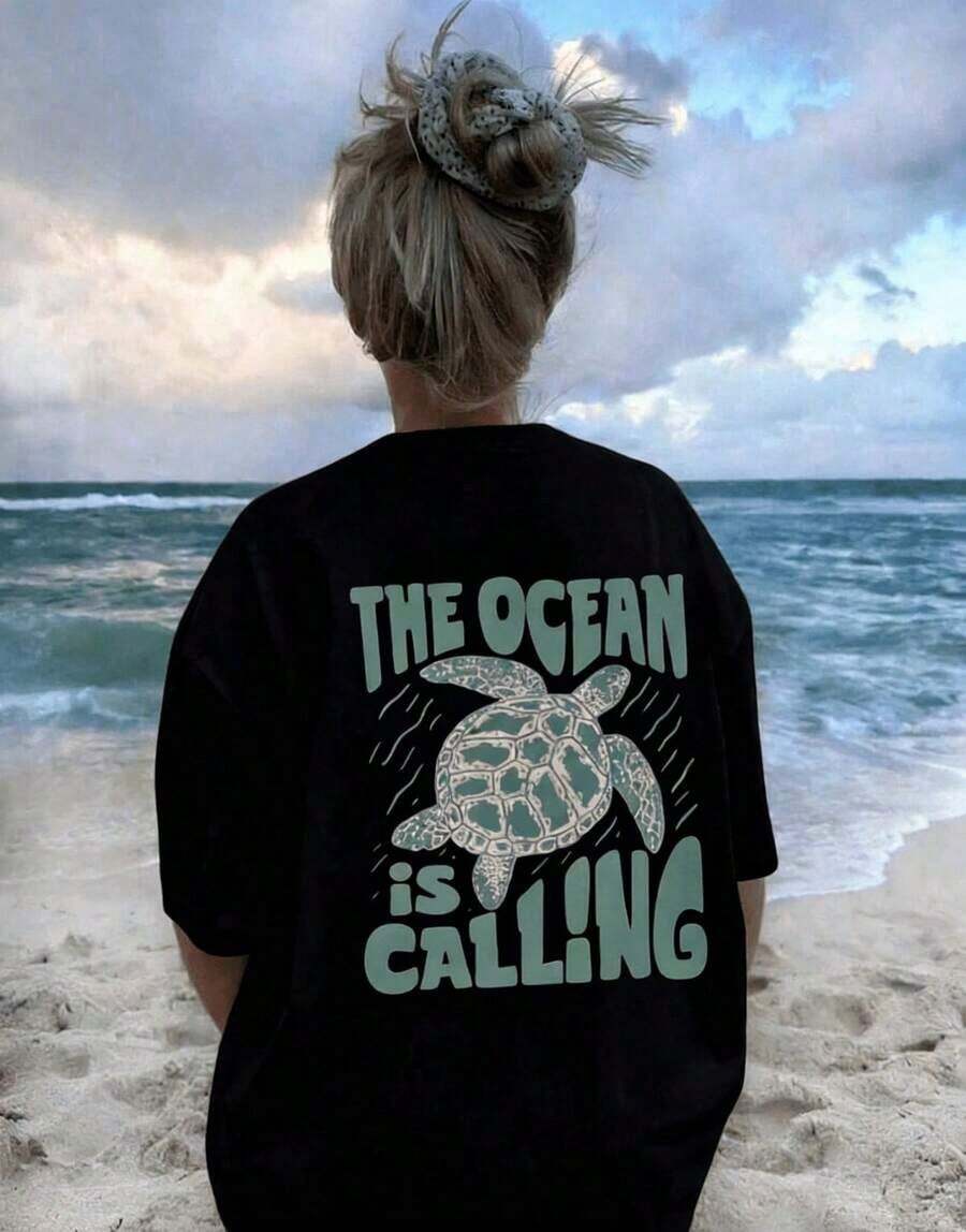 1 Piece Women's Plus Size Short Sleeve Crew Neck Graphic T-Shirt - "The Ocean Is Calling" Sea Turtle Print, Coastal Beach Vacation Aesthetic, Soft Top For Casual Summer Daily Wear. - 黑色 - 查看 1