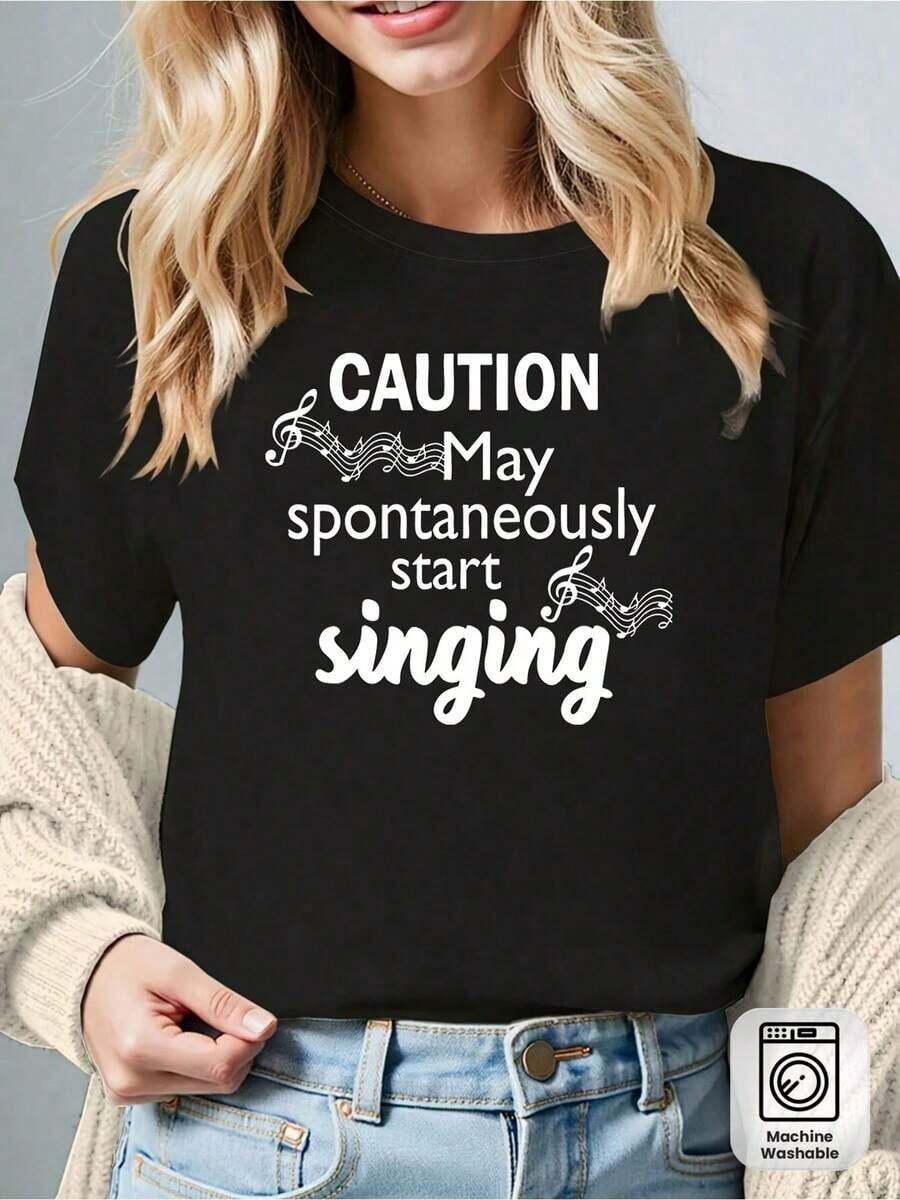 PremiumLoose Large Size T-Shirt, CAUTION May Spontaneously Start Singing "Can Sing At Any Time" Printed With Humorous Warning Slogans For Music Lovers, Black Short-Sleeved Round-Neck Printed T-Shirt -, Suitable For Spring, Summer, And Autumn, Casual Style, Comfortable Fit, Fashionable Design, Versatile For Daily Wear, Soft, StyleGift Idea - 黑色 - 查看 1