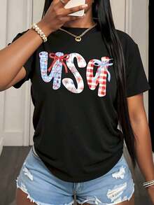 Women's Patriotic T-Shirt With US Flag, Red And Blue Floral Pattern, Fourth Of July Celebration, Independence Day, Casual Summer T-Shirt, 220g - Urban Vintage Style, Unisex, Loose Fit, Cotton, Short Sleeve, Crew Neck, 100% Pure Cotton - 黑色 - 查看 3