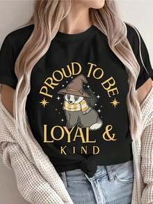 Camiseta casual de manga corta para mujer, talla grande, con cuello redondo, ideal para vacaciones de verano, con un diseño mágico de un gato mago que promueve con orgullo la lealtad y la bondad. Confeccionada con tela ligeramente elástica. - Negro - Ver 1
