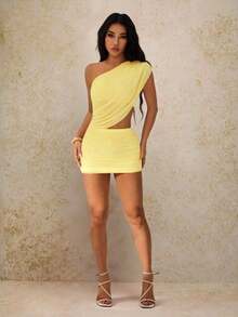 PETITE Women Mini Solid Color Asymmetrical Neck Dress, Fashionable For Summer,Party Dress - Light Yellow - View 5
