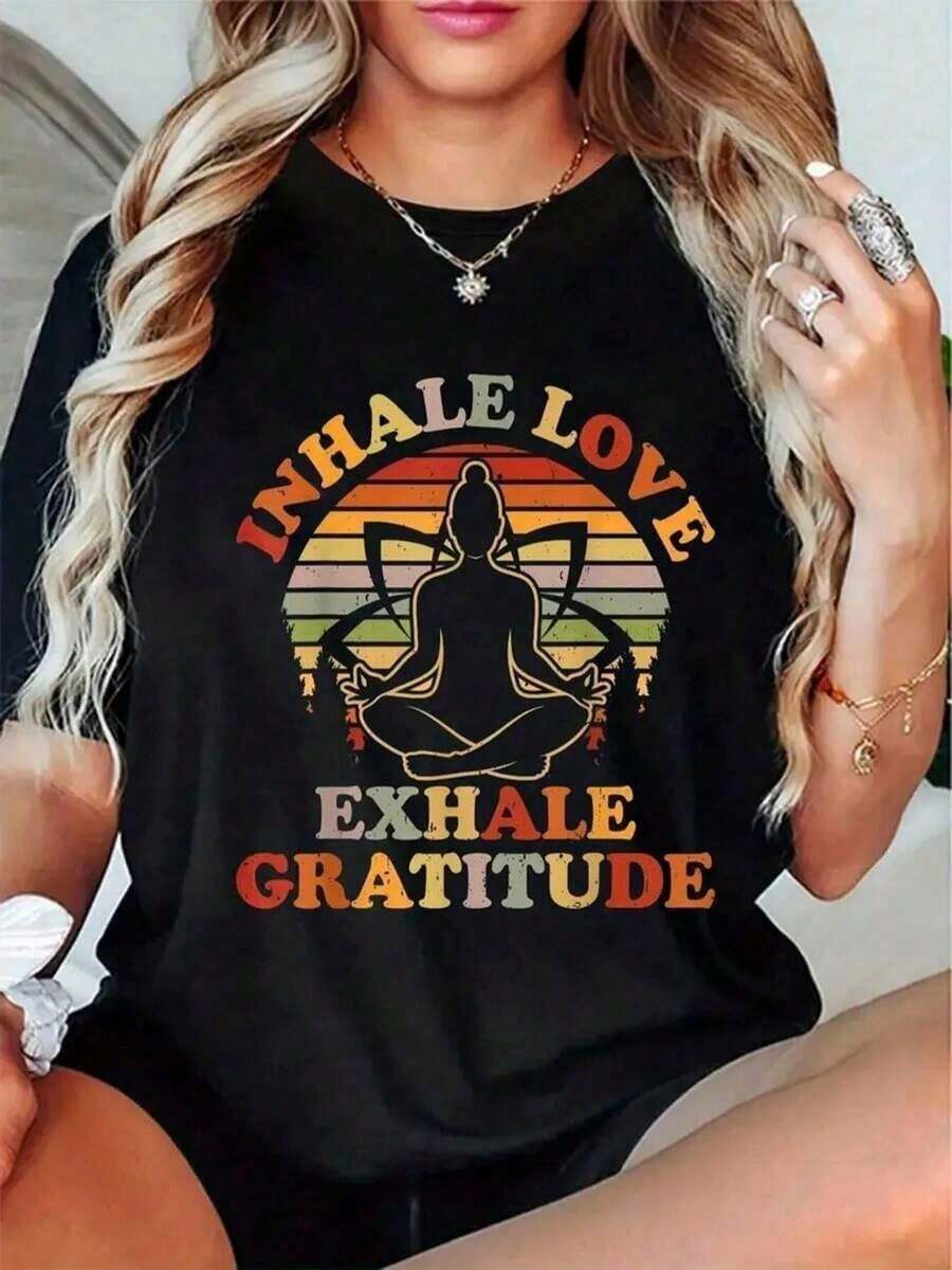 Plus Size Women's Casual T-Shirt, Vintage Design With Sunbeam Gradient Background, 'INHALE LOVE' 'EXHALE GRATITUDE' Text, Positive Affirmation T-Shirt For Wellbeing, Everyday Wear - For Self-Love Enthusiasts And Fans - 黑色 - 查看 1