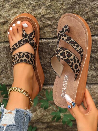 Summer New Women's Thick Bottom Wedge Heel Leopard Print Thong Sandals, Open Toe Outdoor Fashion Beach Holiday Slippers, Personalized Influencer Beach Lightweight Soft Bottom Flat Sandals, Indoor Outdoor Beach Sandals