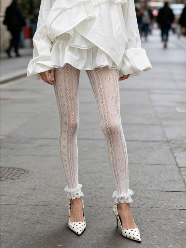 1 Pair Of Pure White Patterned Seamless Pantyhose For Women, Lightweight Japanese Lolita Style With Heart-Shaped Mesh Lace, White Anti-Pilling Nine-Inch Pants, Stylish And Elegant Lace Socks, Perfect For Outings And Gatherings.