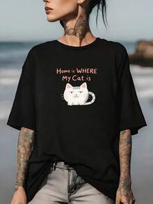 Camiseta Ultra Suave y Cómoda Under The Radar de 180g - "El Hogar Es DONDE Está Mi Gato" Ideal para Reuniones Familiares, Regalos del Día de la Madre o Retiros Laborales - Prenda Esencial para Amantes de Gatos - Estilo Urbano Vintage Unisex, Camiseta de Manga Corta de Algodón con Cuello Redondo - Negro - Ver 1