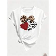 Playera Heart Vibes: Estampado Leopardo & Cuadros – Camiseta Streetwear Aesthetic – Diseño Casual Moderno - Blanco - Ver 4