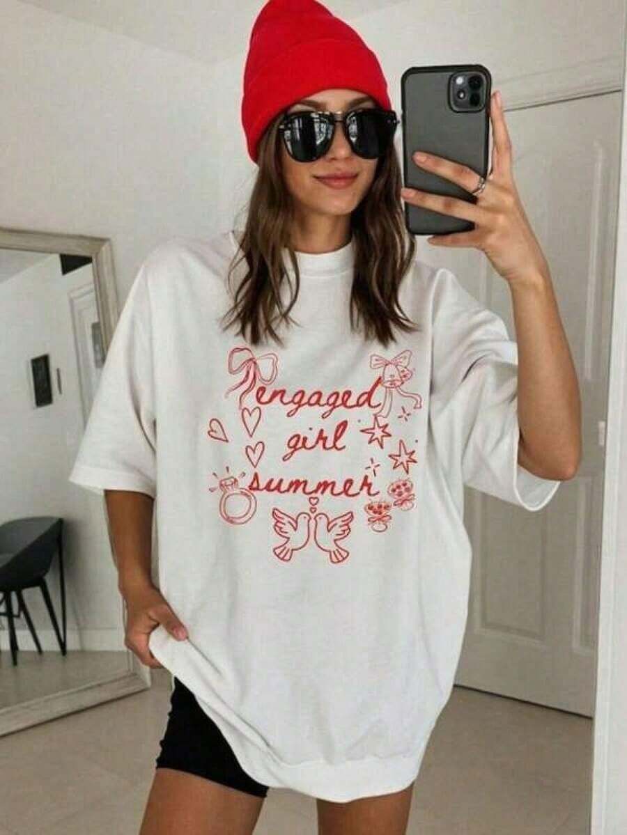 Engaged Girl Summer Graphic, Hand Drawn Aesthetic Bride To Be Shirt, Engagement Gift, It's Giving Wife, Wifey Club, Future Mrs Outfit, d Short Sleeve Classic Heavy T Shirt Printed Graphic Tee Women's Casual Short-Sleeved Topblusas para mujer,blusas casuales para dama,tops,, mujer premium,y2k,playeras de mujer curvy,ofertas y liquidaciones ropa mujer,playeras deportivas para mujer,,playeras de hombre, mujer,blusas>elegante 2ACQ Adecuado como regalo. playera de mujer. blusas>elegantes. boho chic,Top de mujer suave, transpirable y cómodo, ideal para primavera, verano y otoño, perfecto para vacaciones, viajes y uso diario. - Blanco - Ver 1