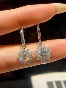 ConiiW 1 par de pendientes con colgante de girasol de plata de ley 925, con 0,5 quilates*2 de moissanita redonda incrustada - Plateado - Ver 2