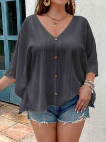 Blusa de manga de murciélago con cuello en V y textura para tallas grandes - Gris Oscuro - Ver 3