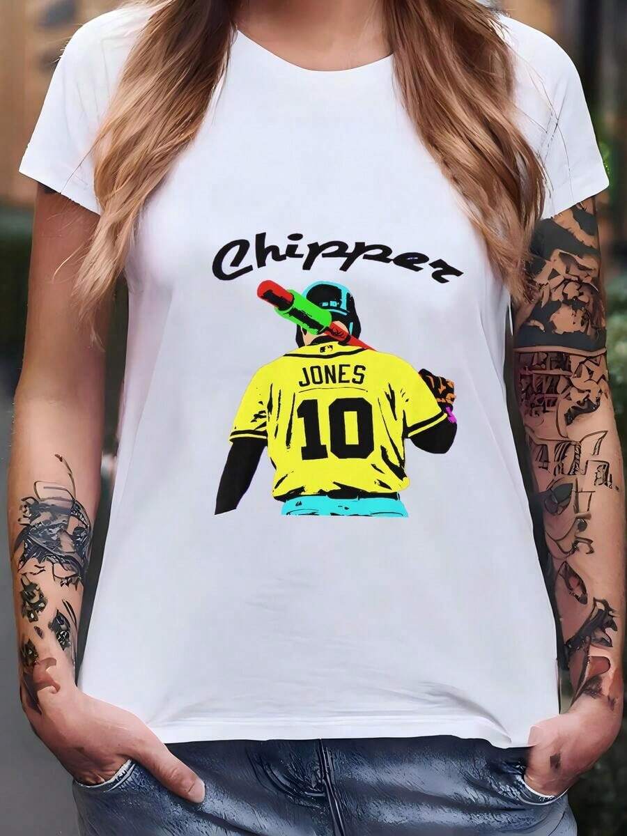 100% Cotton T-Shirt With Chipper Jones Number 10 Baseball Player Print, Casual Short Sleeve T-Shirt For Women, Baseball Sport Style Streetwear, Ideal For Baseball Fans, Daily Wear And Going Out, Plus Size Available - 白色 - 查看 1