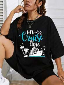 Women's Oversized Cotton T-Shirt With A Fun 'On Cruise Time' Graphic Print. This Casual Summer T-Shirt Is Perfect For The Beach And Cruises, Featuring A Crew Neck And Short Sleeves. Ideal For Everyday Wear, It Makes A Great Gift For Friends And Family. Made From 100% Cotton With A Youthful And Modern Design, This Casual Women's Top Is A Stylish Choice. - 黑色 - 查看 6