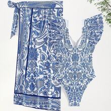 New Swimsuit Set In Blue With Vintage Print, Two-Piece Swimsuit With Skirt, Sexy Women's Swimsuit With Deep V-Neck And Lace Sleeves. - 青花瓷泳裝 - 查看 4