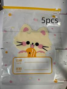 這款寵物胸背帶採用格紋圖案設計，搭配棋盤格元素，可增加摩擦力，讓牽引狗狗或貓咪更輕鬆。非常適合戶外使用，附贈牽繩。胸背帶上的花卉圖案以針扣固定，可輕鬆拆卸。由於製造工藝較複雜，產品可能存在些微瑕疵或污漬，但不影響整體外觀與功能。 - 彩色 - 查看 16