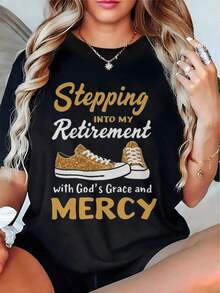 Plus Size Women's Birthday T-Shirt With The Phrase "Starting Retirement With God's Grace And Mercy", Gold Sneaker Design - Soft And Breathable Crew Neck T-Shirt, Retirement Party, Retirement Gift, Casual Everyday Wear - Washable Christian Clothing, Celebration Clothing, Fun Design T-Shirt, Comfortable Fit - 黑色 - 查看 5